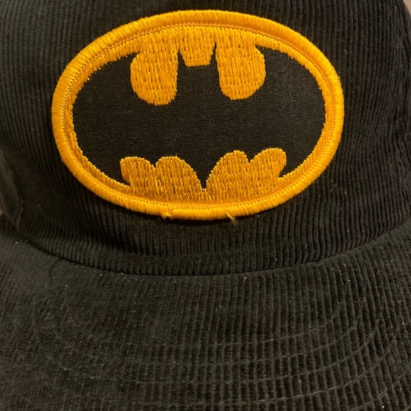 Vintage Batman Embroidered Logo Corduroy Snapback - Picture 2 of 6